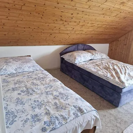 Apartment Dora Apartman *