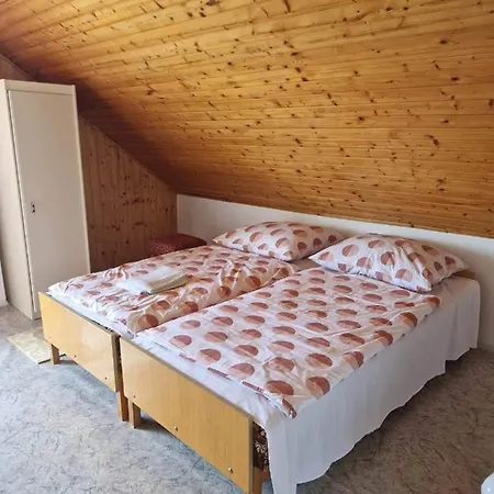 Dora Apartment