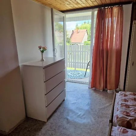 דירה Dora Balatonkeresztúr